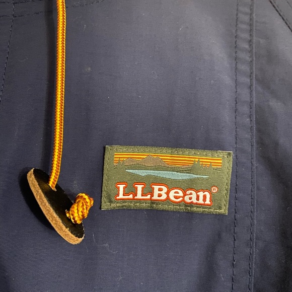 L.L. Bean Quarter Zip-Up Jacket - Picture 2 of 8